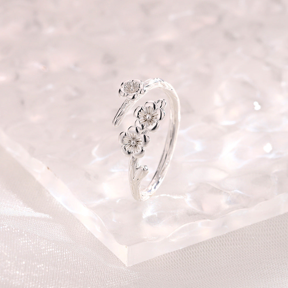 Retro Ring mit Pfirsichblüten-Design und Baumzweig-Struktur