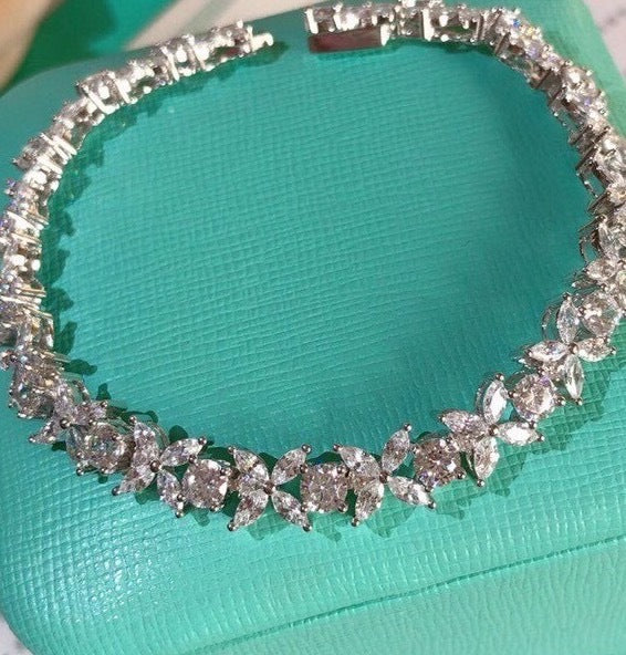 Damen Armband mit funkelndem Augenmotiv Silberfarben