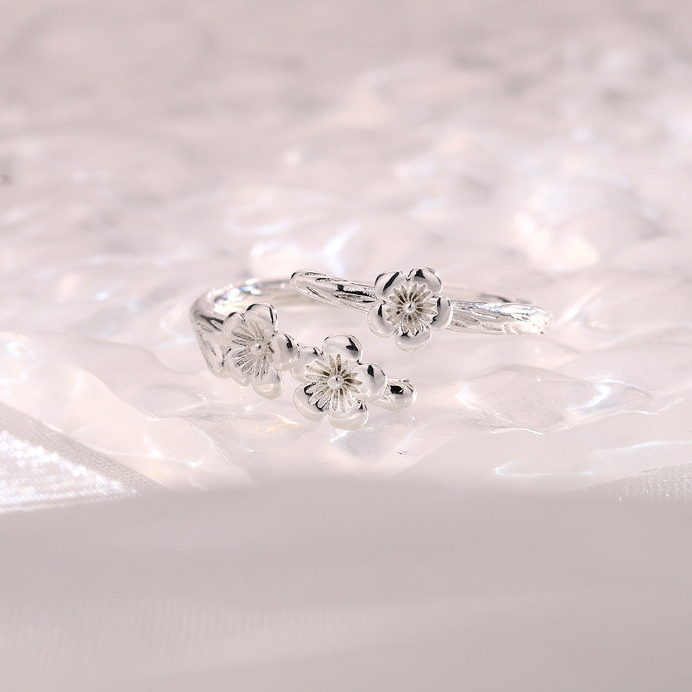 Retro Ring mit Pfirsichblüten-Design und Baumzweig-Struktur