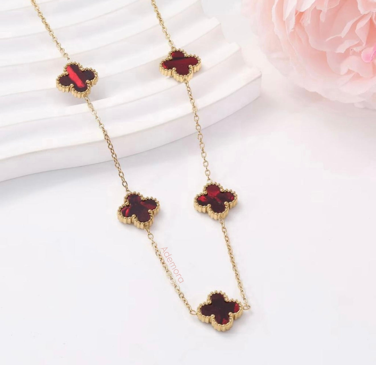 Clover Elegance Damen Halskette Vergoldeter Edelstahl