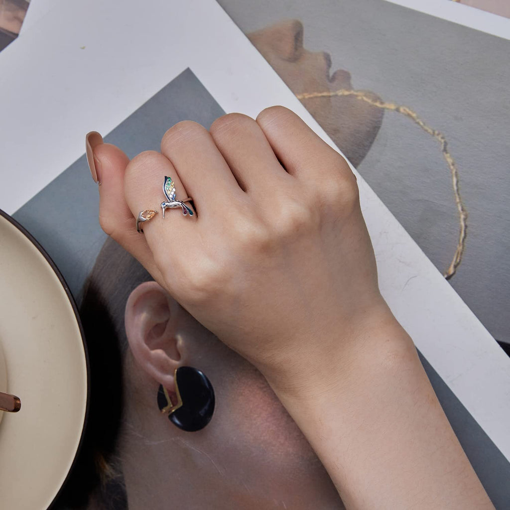 Mehrfarbiger Vogelring mit Zirkonia-Details aus Kupfer