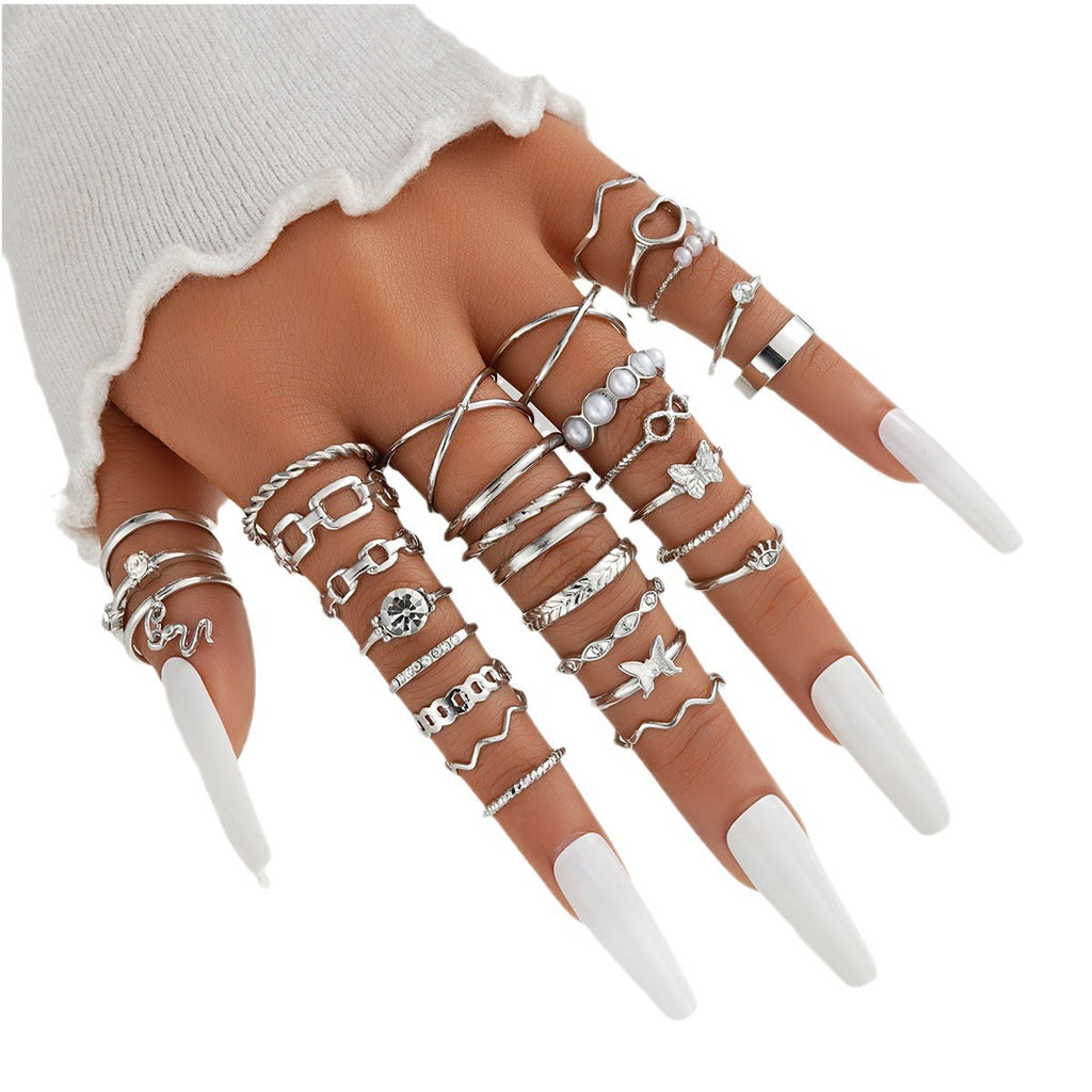 Mehrteiliges Ring-Set mit verschiedenen Motiven