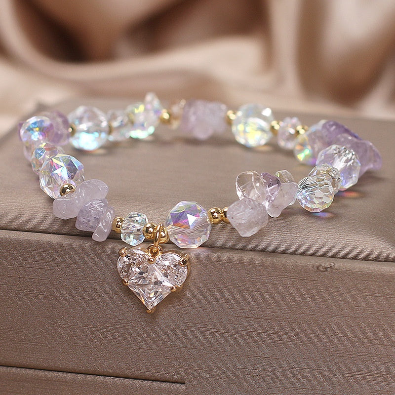 Romantisches Lavendel-Armband mit Herzanhänger