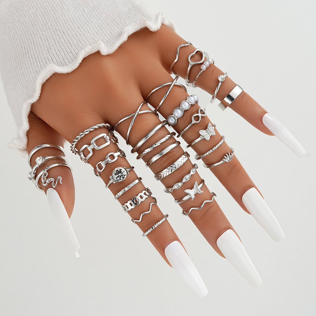 Mehrteiliges Ring-Set mit verschiedenen Motiven