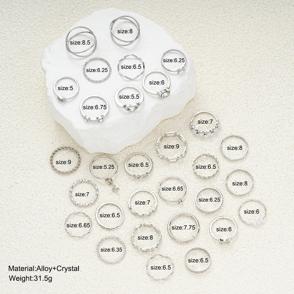 Mehrteiliges Ring-Set mit verschiedenen Motiven